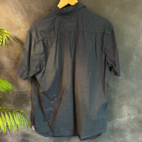 Lee short sleeve shirt navy with small white dots. Classic clean lines. Vintage - Picture 4 of 4